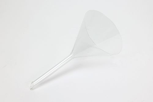 Funnel with short-stemmed